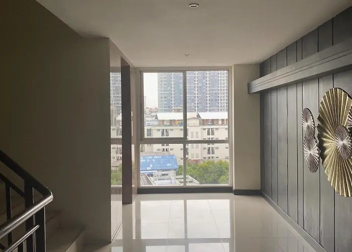 Leelawadee Modern Huaykwang - ลีลาวดี ห้วยขวาง 3* Bangkok