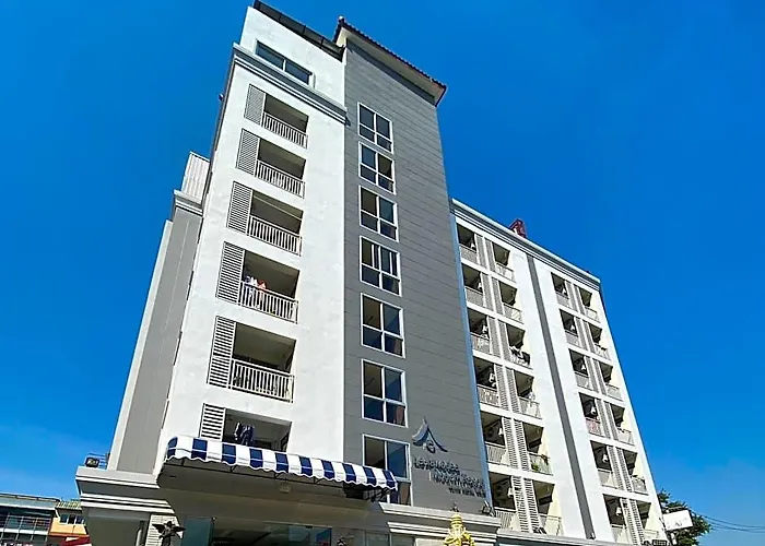 Leelawadee Modern Huaykwang - ลีลาวดี ห้วยขวาง Hotel 3*