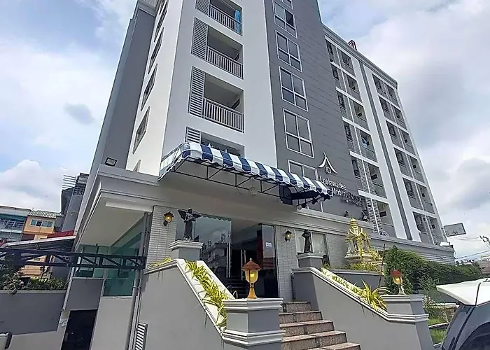 Leelawadee Modern Huaykwang - ลีลาวดี ห้วยขวาง Hotel