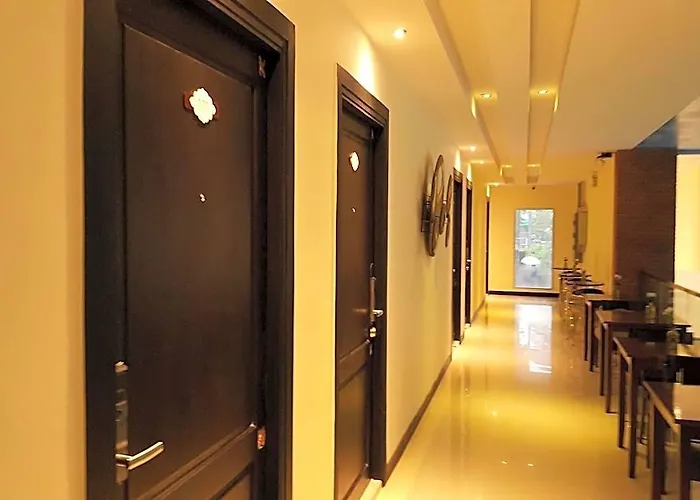 Hotel Leelawadee Modern Huaykwang - ลีลาวดี ห้วยขวาง Bangkok