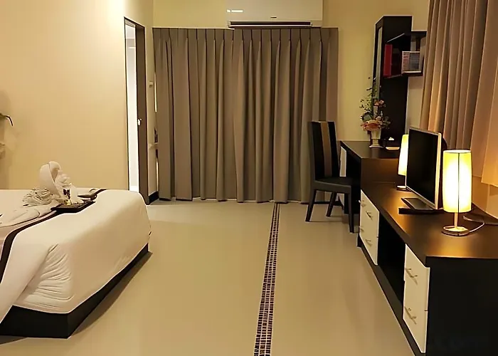 Leelawadee Modern Huaykwang - ลีลาวดี ห้วยขวาง 3* Bangkok