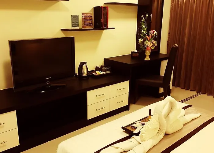 Leelawadee Modern Huaykwang - ลีลาวดี ห้วยขวาง Hotel