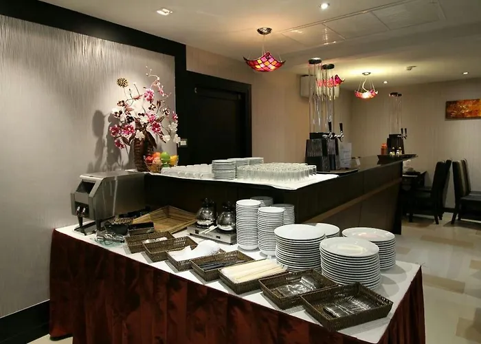 Hotel Leelawadee Modern Huaykwang - ลีลาวดี ห้วยขวาง