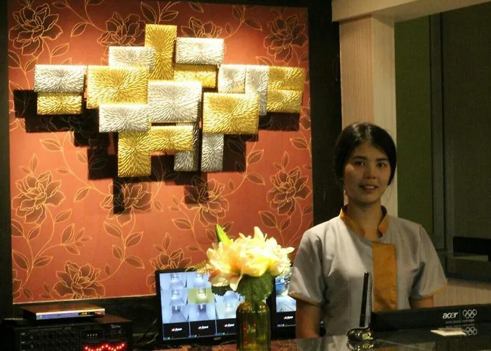Leelawadee Modern Huaykwang - ลีลาวดี ห้วยขวาง 3* Bangkok