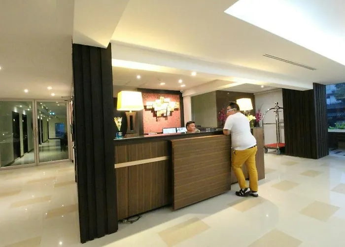 Leelawadee Modern Huaykwang - ลีลาวดี ห้วยขวาง